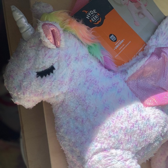 Kids' Plush Unicorn Rider Halloween Costume New - Picture 2 of 3